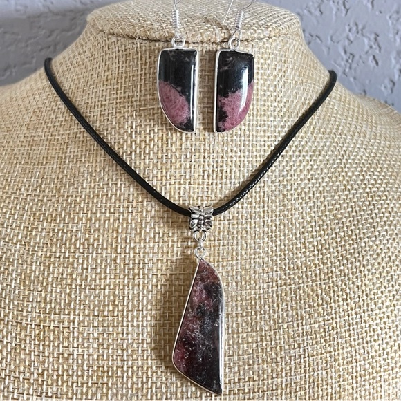 New Pink Rhodonite Stone Silver Overlay Pendant Earrings Necklace Set w Cord - Picture 2 of 8